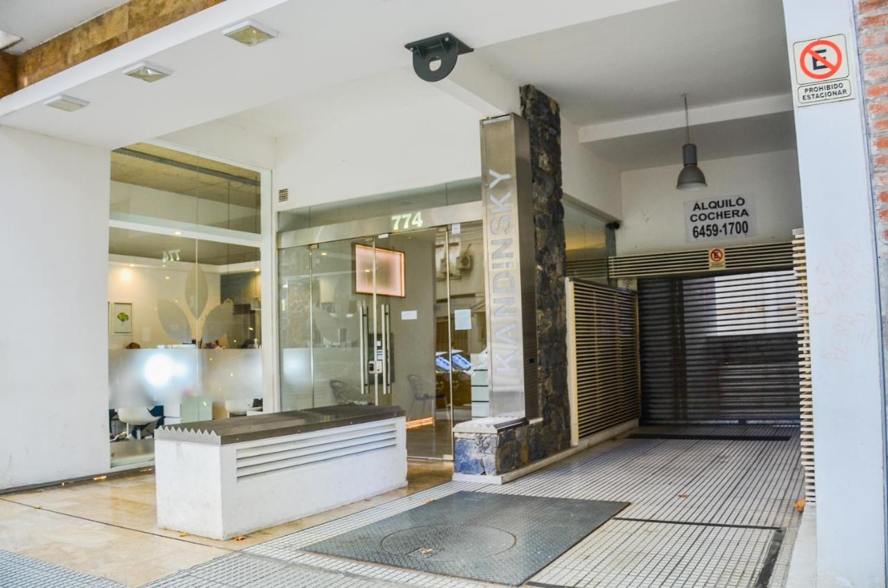 Monoambiente Super Amplio Y Comodo, Ideal Para Explorar La Ciudad Buenos Aires Bagian luar foto
