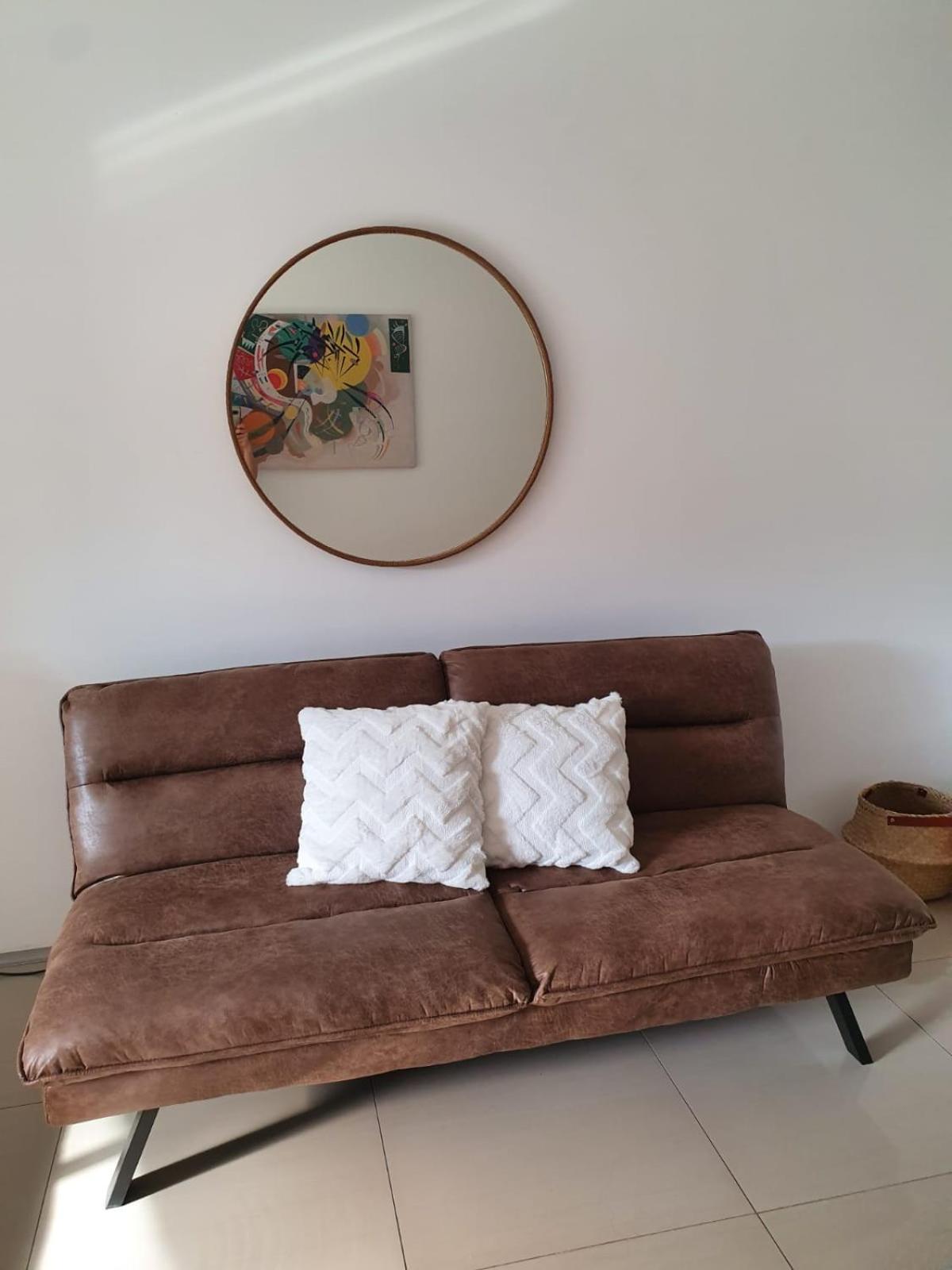 Monoambiente Super Amplio Y Comodo, Ideal Para Explorar La Ciudad Buenos Aires Bagian luar foto