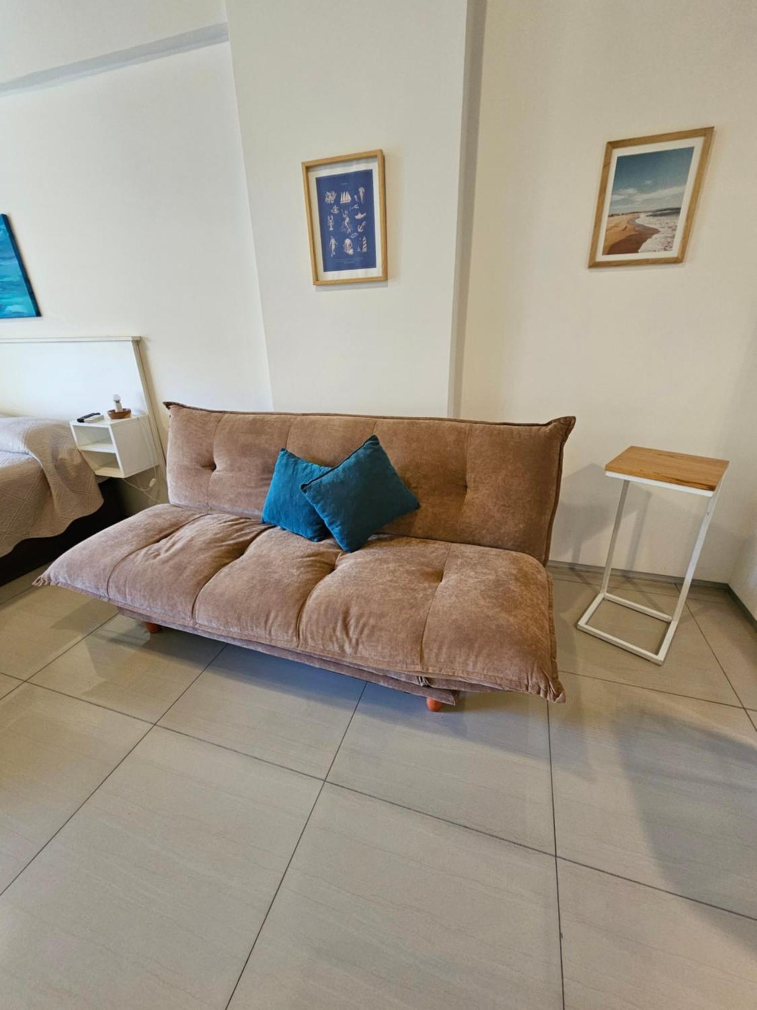 Monoambiente Super Amplio Y Comodo, Ideal Para Explorar La Ciudad Buenos Aires Bagian luar foto
